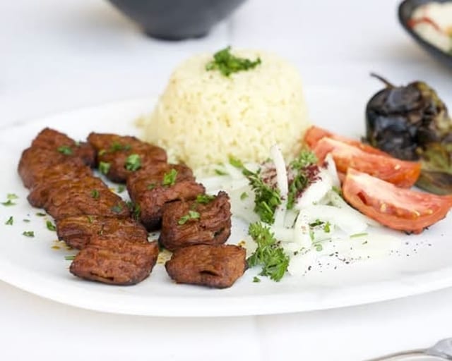 Beef Filet Shish Kebab WRAP PLATE.